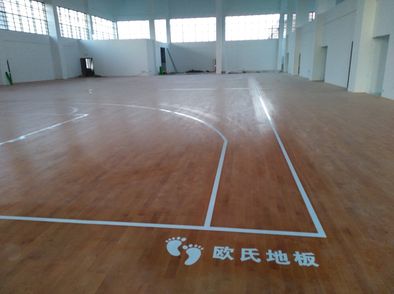 江苏徐州悦城小学篮球木地板施工案例